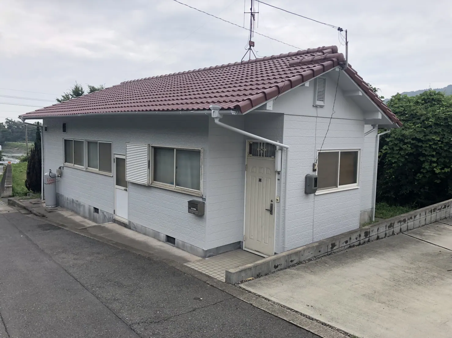 M様邸 屋根・外壁塗装工事 (岡山県倉敷市) 完成写真