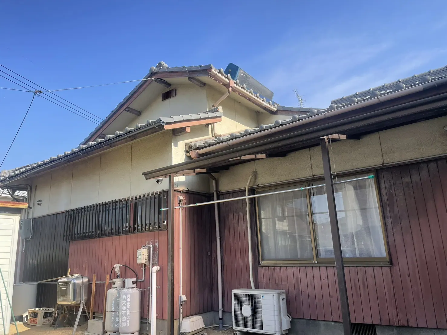 A様邸 外壁塗装工事(岡山県岡山市) Before