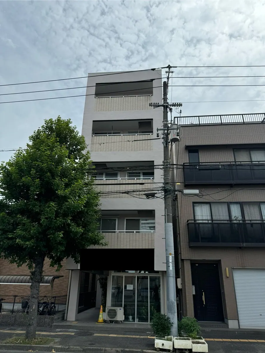 I様ビル 屋上防水工事・外壁塗装工事 (岡山県岡山市) 外壁After