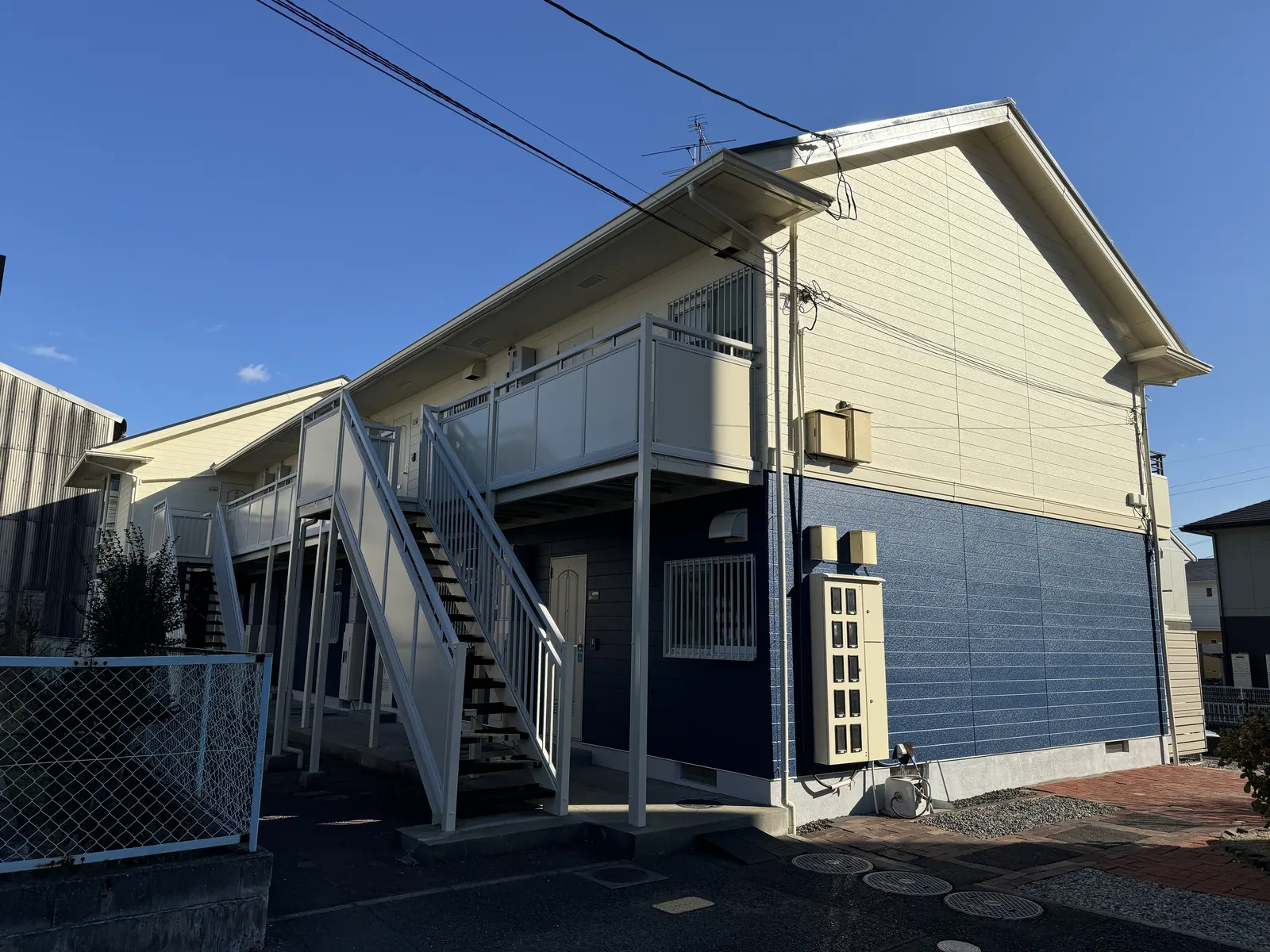 アパートオーナー様 屋根外壁塗装工事(岡山県岡山市) After